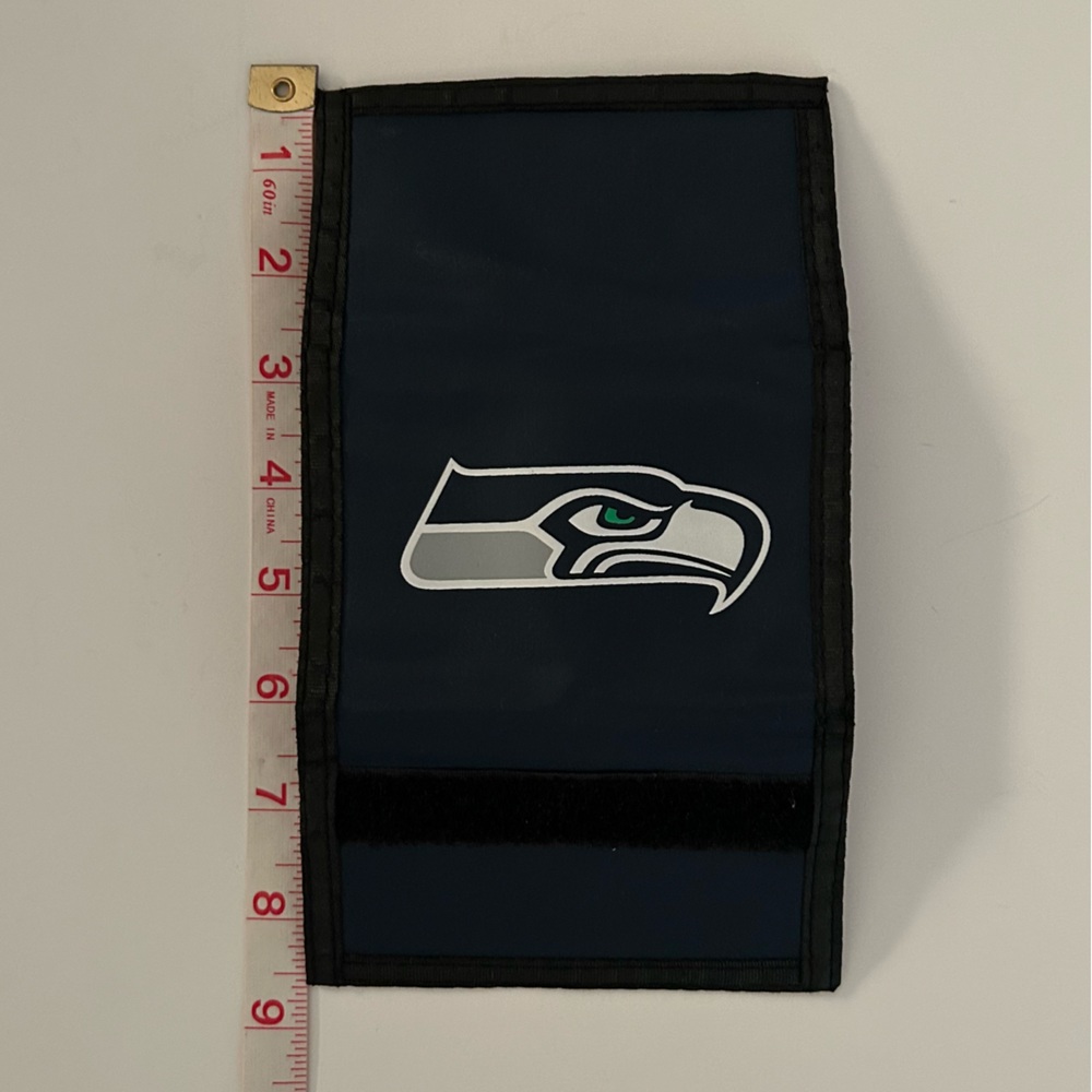 NFL Seattle Seahawks Small Navy Blue Black Nylon Trifold Wallet - Picture 6 of 7